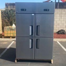 110V Four door Commercial freezer AL32