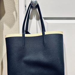 Lacoste REVERSIBLE TOTE 
