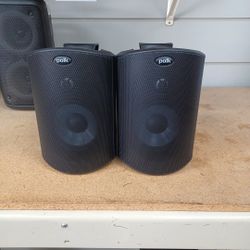 Outdoor Speakers 