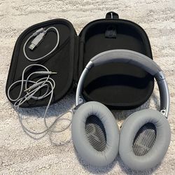 Bose Quiet Comfort headphones