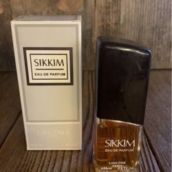 Lancome Sikkim Eau de Parfum Spray. 25 ml / 0.8 fl. oz. Open Box Never Used.