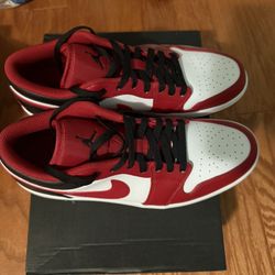 Jordan 1 Low Men’s Size 11