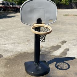 Little Tikes Basketball Hoop 