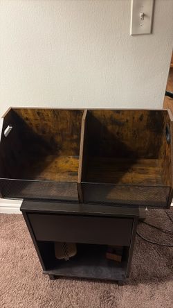 Record player storage box