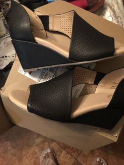 Woman Shoes