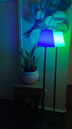 Floor lamp