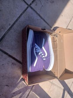 New purple 💜 vans size 5