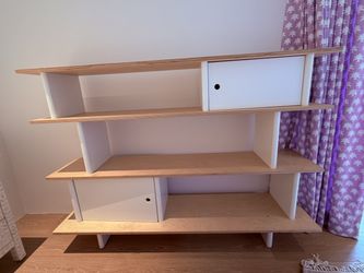 Oeufnyc Mini Library for kids