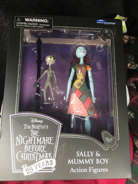 The Nightmare Before Christmas Sally & Mummy Boy 25 Years Anniversary Figures