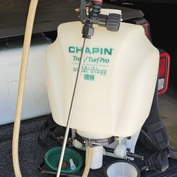 Used Chapin 61900 Tree/Turf Pro Commercial Backpack Sprayer SS Wand, 4-Gallon