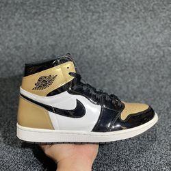 Jordan 1 High Gold Toe 
