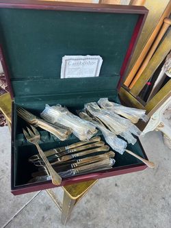 Kitchen utensils set 35 Dlrs