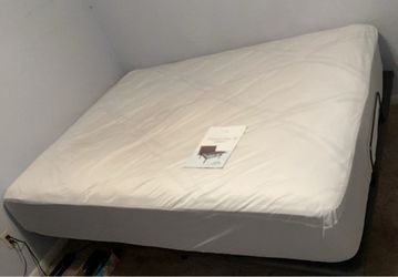 Tranquility II Adjustable Bed Base with Mattress