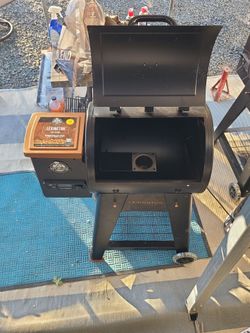 NEW Pit Boss Lexington 500 pellet grill