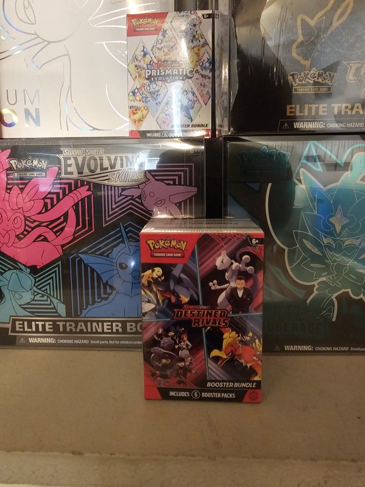 Destined Rivals Booster Bundle