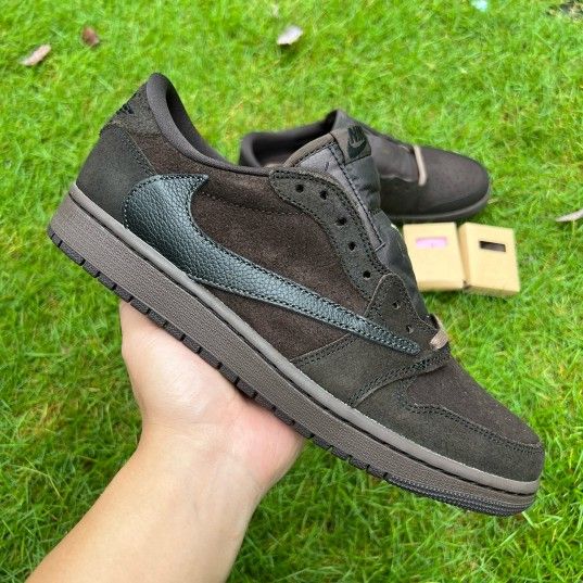 đđ§lđ˛ đĢđđŠlđ˛ đ¨đ§ đ G : đđđđ¤đĸđđ¤đŦđđđ
Jordan 1 travis scott low all size available