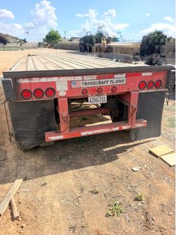 2005 Transcraft 48’ x 102  flatbed