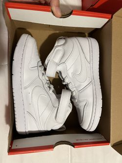 Boys 13c White Hightop Nike Shoes 