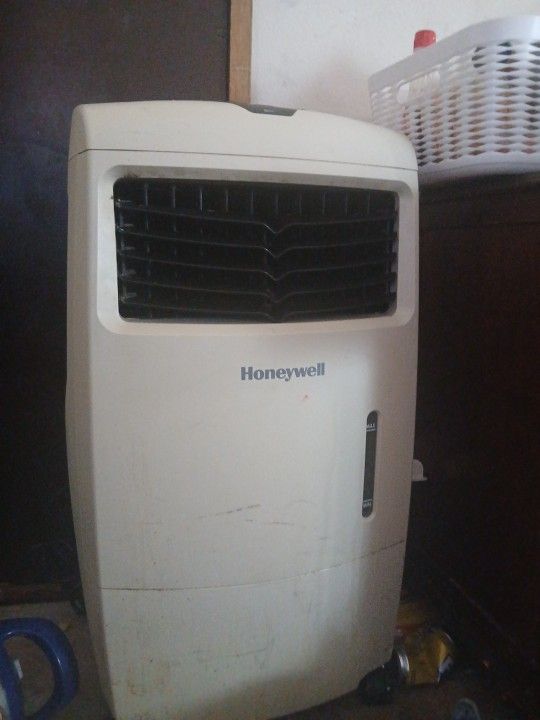 Honeywell Portable Ac