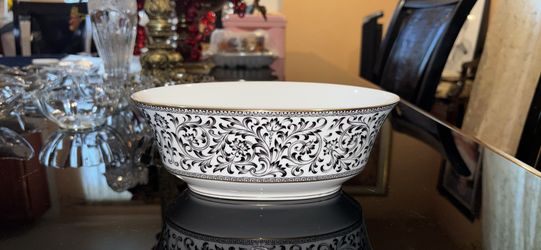 Vintage Sango Spanish Lace Oval Serving Bowl: Black Scrolls & Gold Trim.