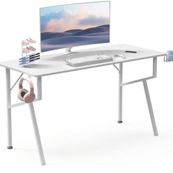 Moving out of state!! Desk 62 Inches