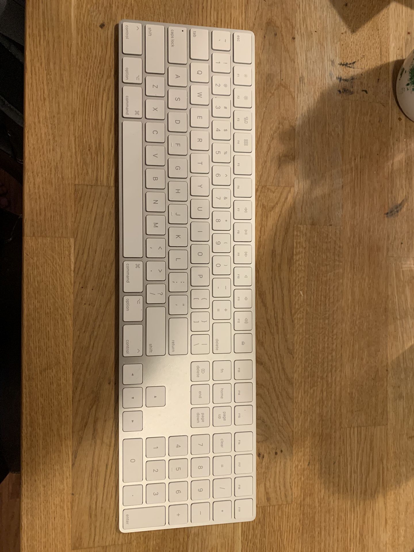 Apple Magic Keyboard with Numeric Keypad: Wireless, Bluetooth, Rechargeable.