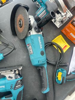 Makita grinder