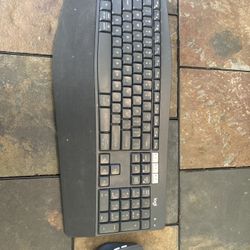 Logi Wireless Keyboard & Mouse