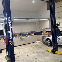 challenger lifts model#: LE10