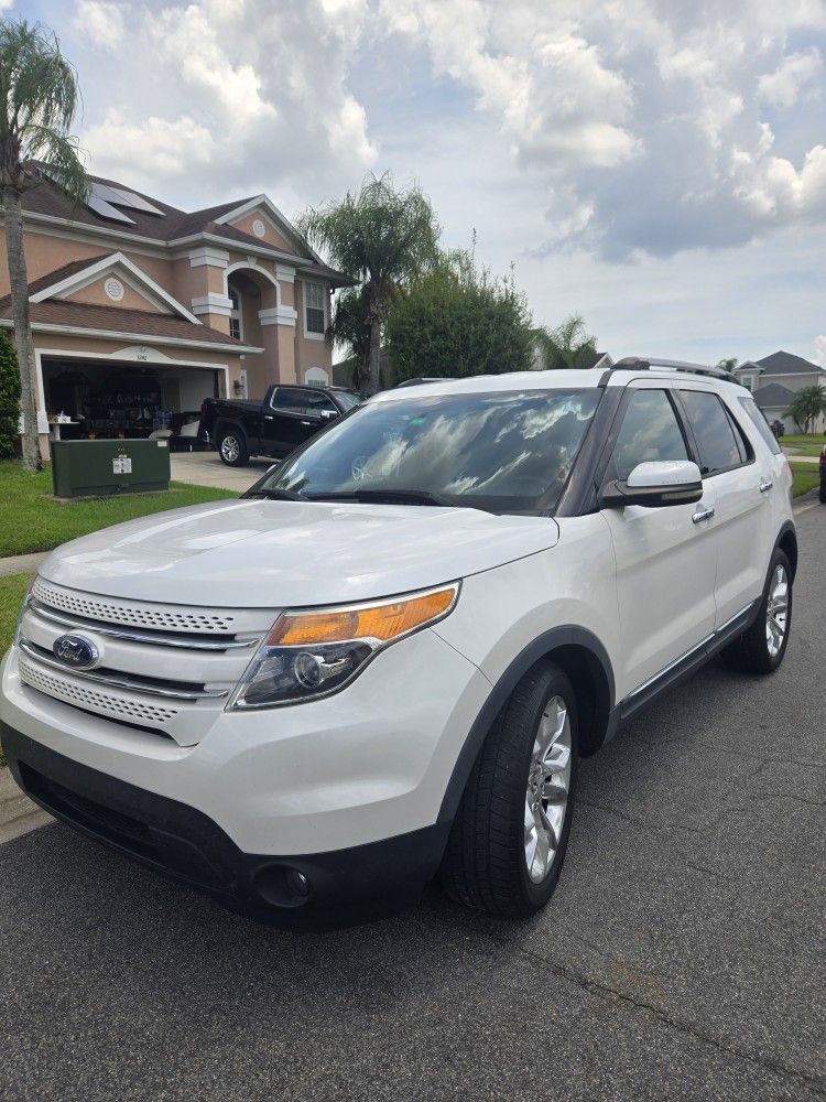 2013 Ford Explorer