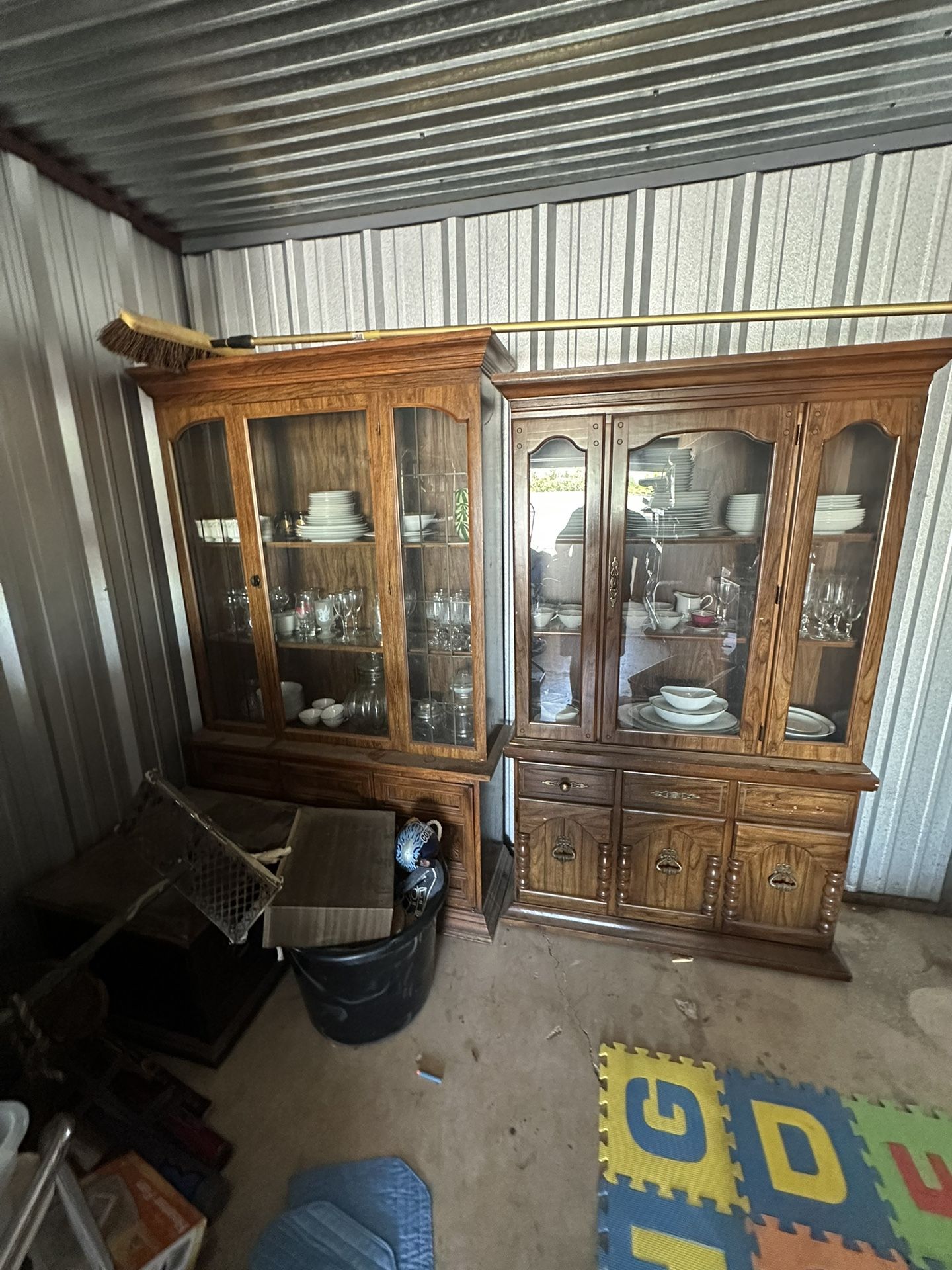 1970’s China Hutch