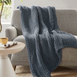Blue Chunky Knit Throw
