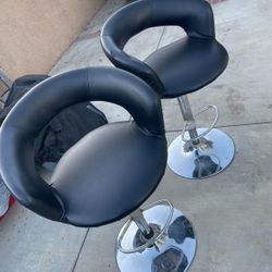 Bar stool. see pics