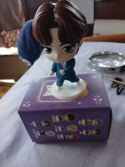Jimin tinytan figure in box