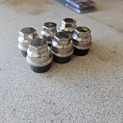 Chevy/GMC Truck/SUV Lug Nut Cover Lug Nut Cap