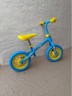 Cocomelon balance bike