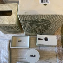 Tommy Bahama Montauk Drifter Complete Bathroom Set – $300