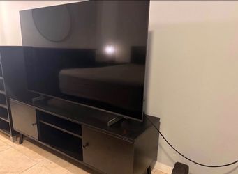 Tv stand 65 in