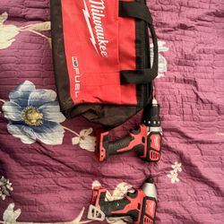 Milwaukee Hammer Drill And Impact Drill With The Bag 