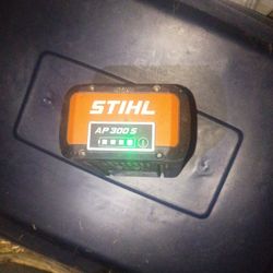 STIHL AP 300 S Lithium-Ion Battery 36V AP300S