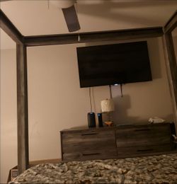 American Signature  Canopy Bed Frame