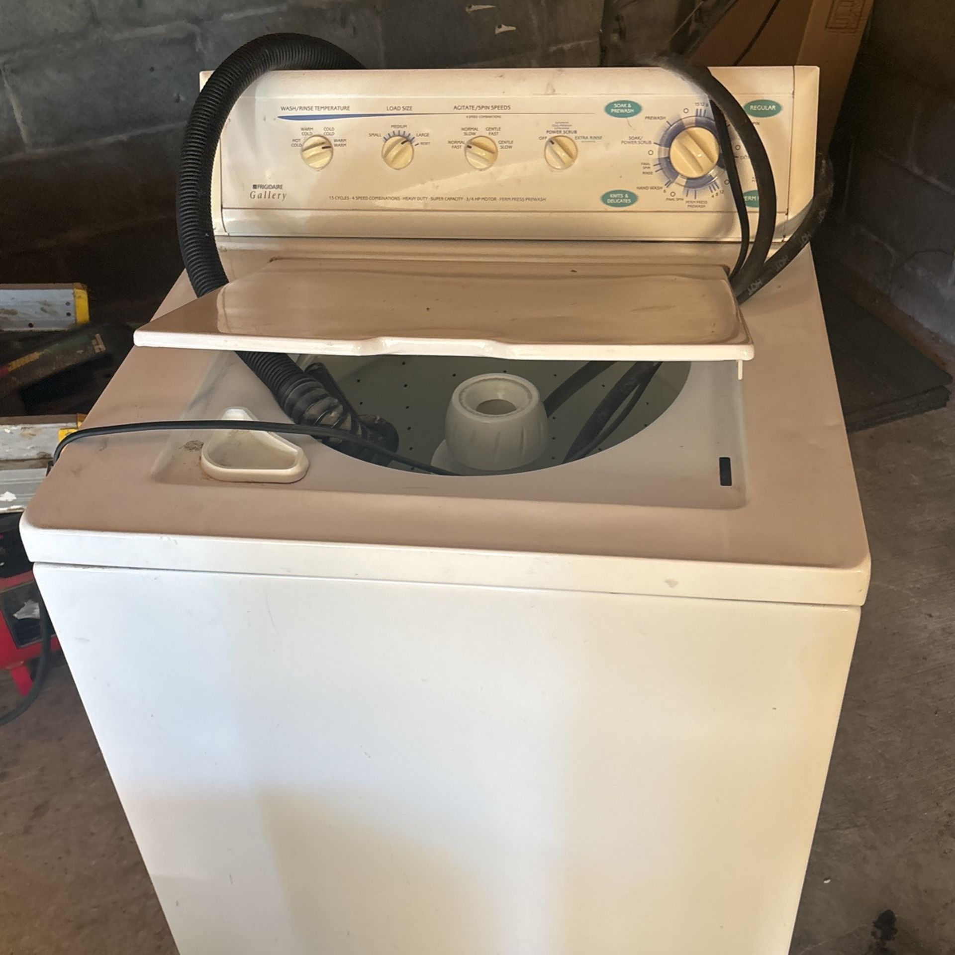 Fridgidaire Washing Machine