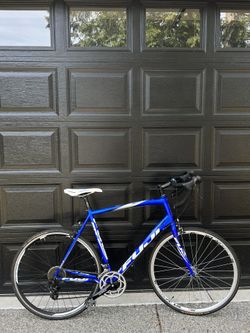 Fuji Sporeif 1.7 Road Bike