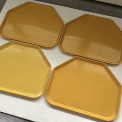Vtg. 1970s Cambro Cafeteria Food Court Fiberglass Trays Set Of 4 Camtrays Trapezoid Shape Dishwasher Safe