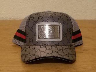 NEW*** Gucci, Armani, and Louis Vuitton/Supreme CAPS for Sale in