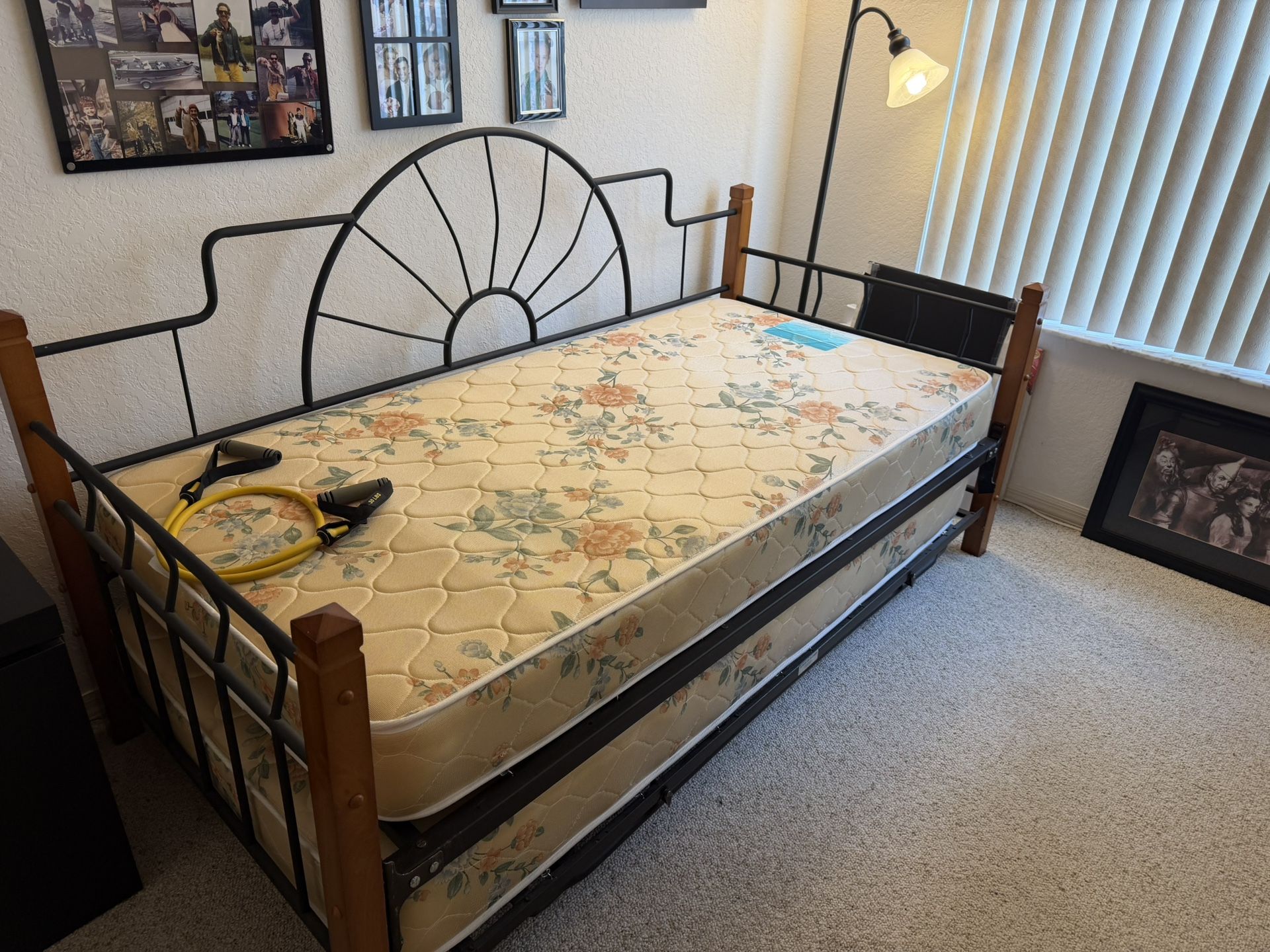 Trundle Bed - Twin Size