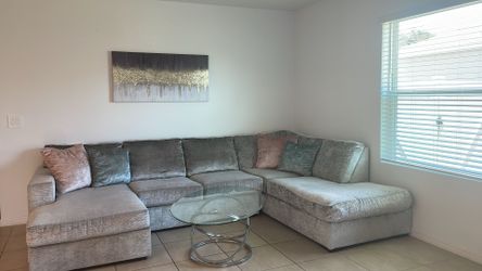 Sectional sofa