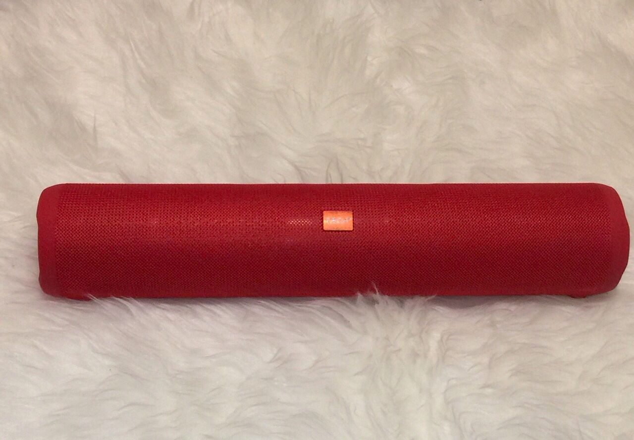 TECH 2 Tube Wireless Bluetooth Speaker