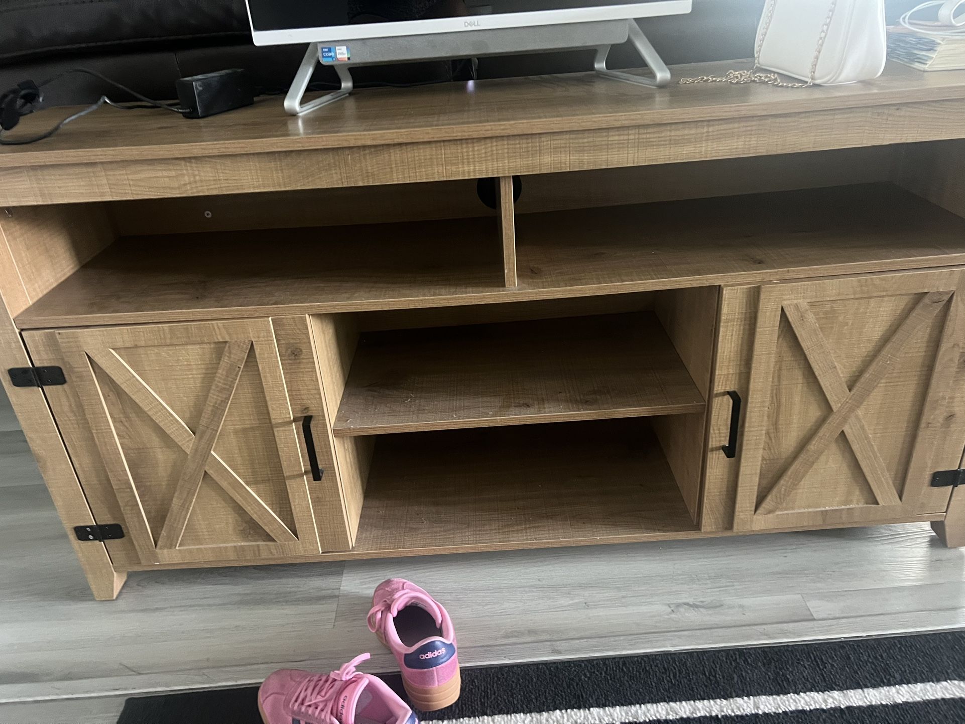 Like New Coffe Table