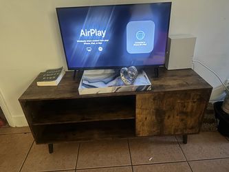 Tv stand